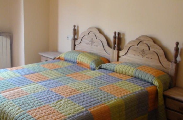 Habitacion 2 camas Hostal Rural Peralejos (Peralejos-Teruel)