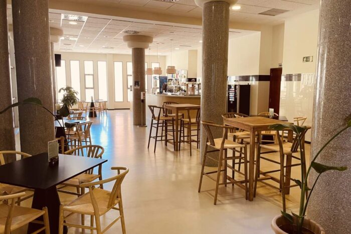 Hotel Cullera Holiday cafeteria 2